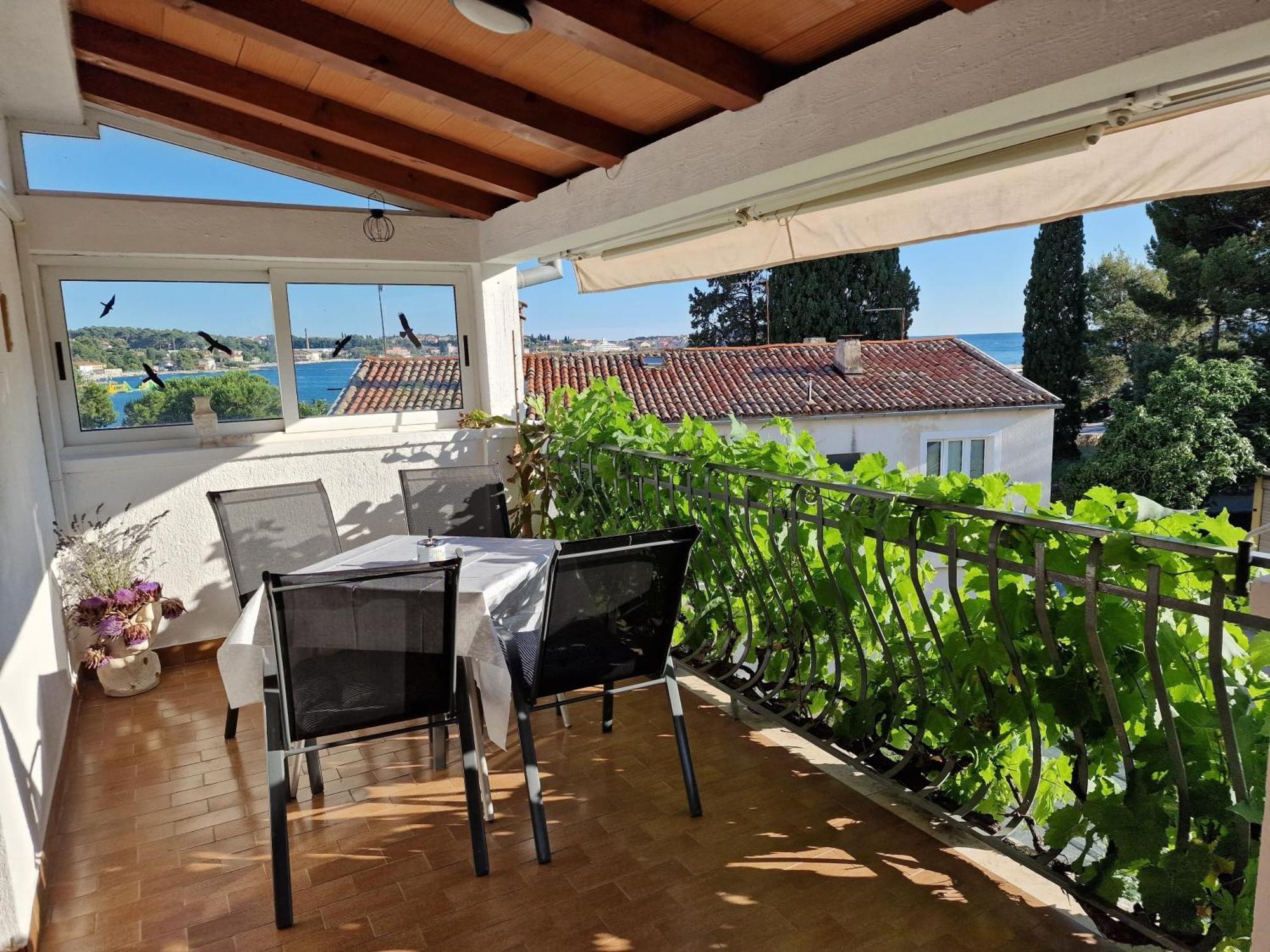 Apartments And Rooms By The Sea Rovinj - 19183 Ngoại thất bức ảnh